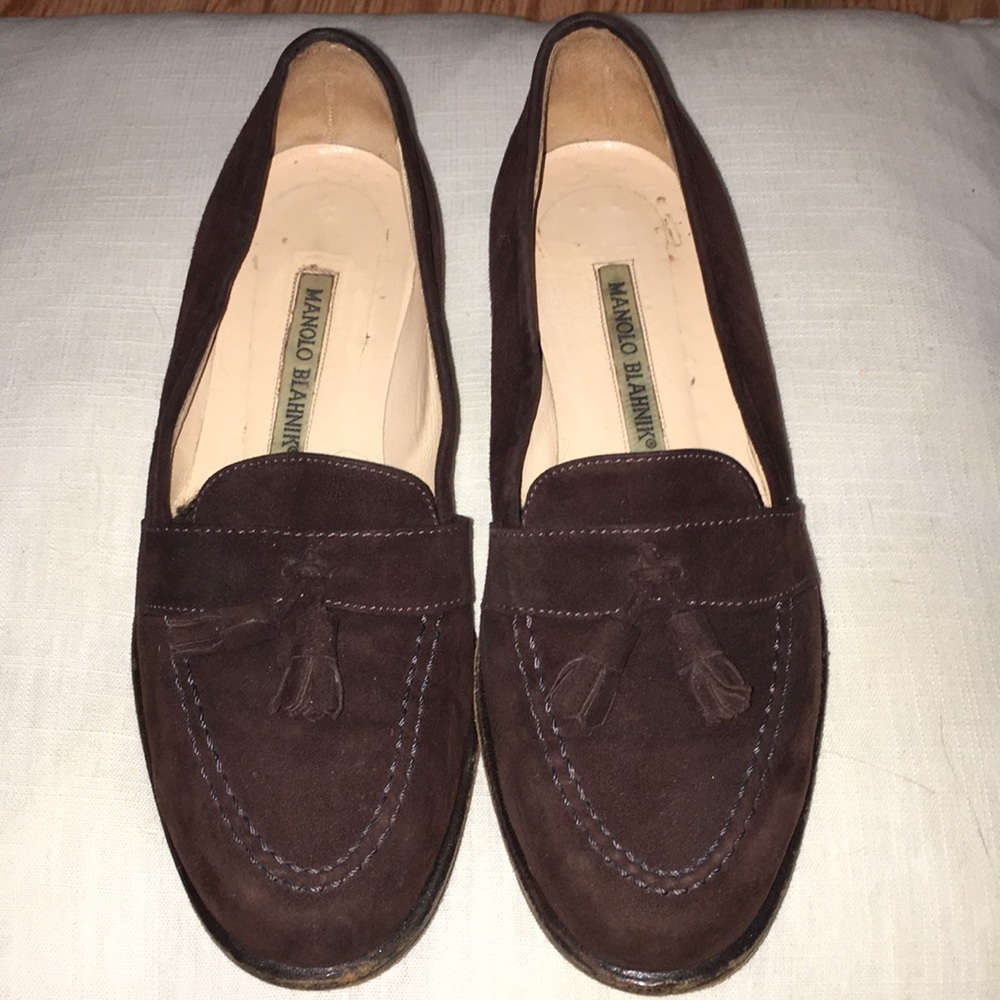 Manolo Blahnik Brown Suede Tassle Loafers size 6